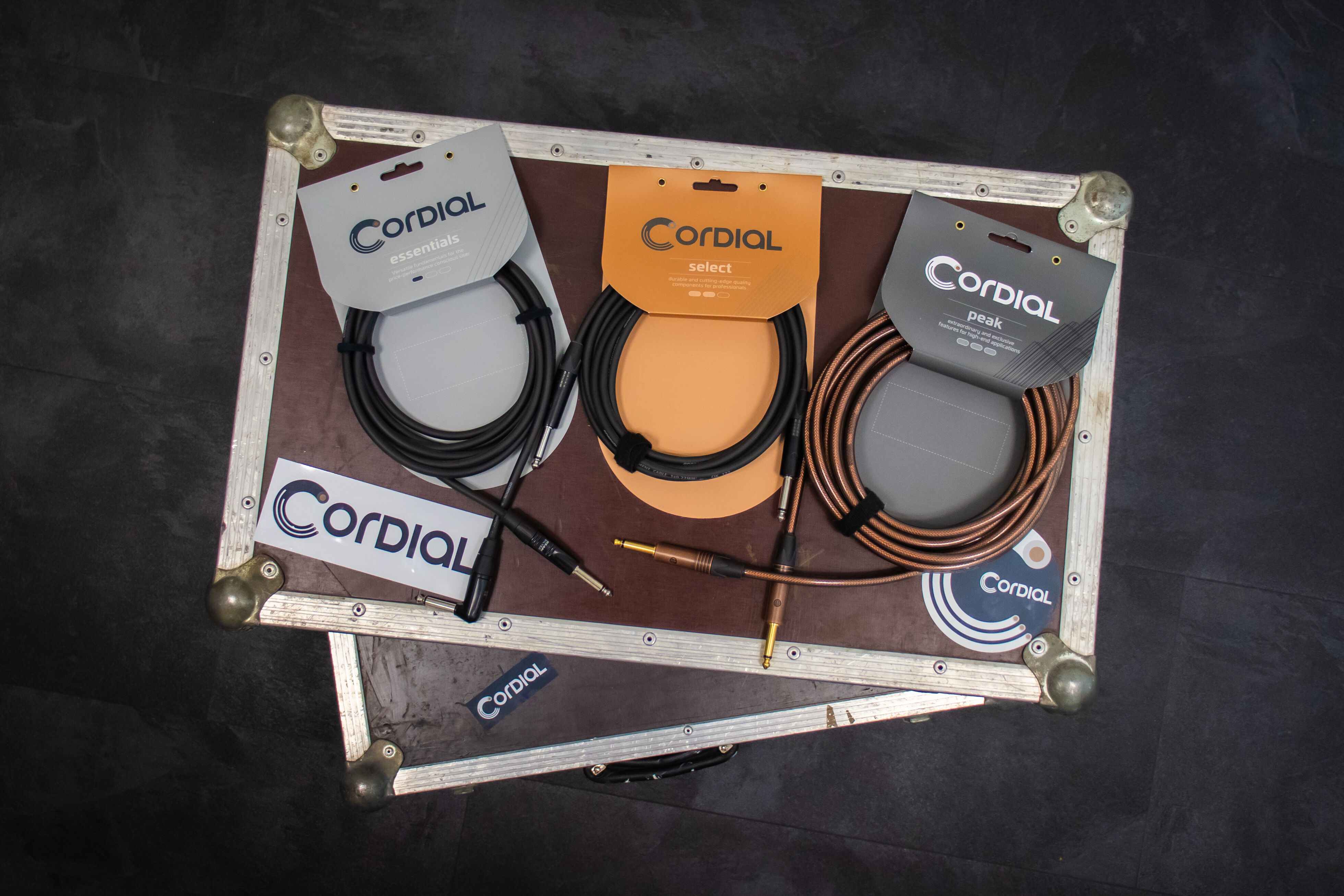 Cablefinder  Cordial Cables